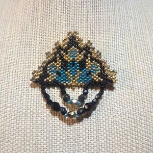 Vintage Hand Crafted Blue Black Gold Seedbead Art Picture Feminine Brooch Pin